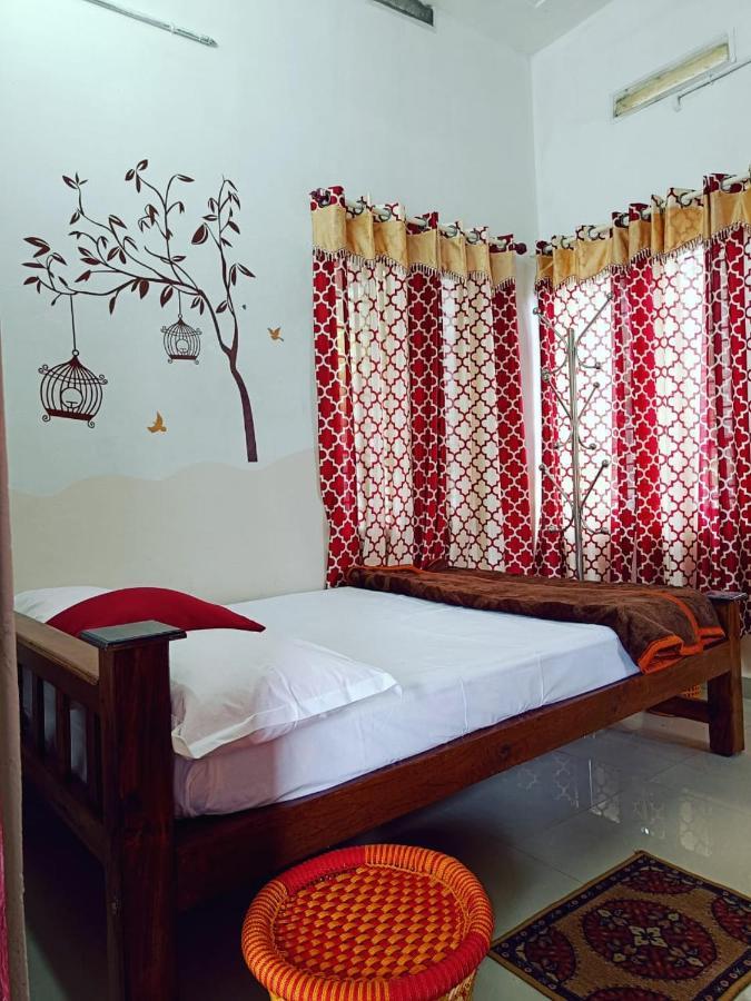 Ferienwohnung Tranquil Meadows Hues Kattappana Exterior foto
